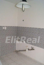 Svätoplukova-kompl. zrekonštr. 1izb. byt blízko centra, výborná lokalita – fotka 3